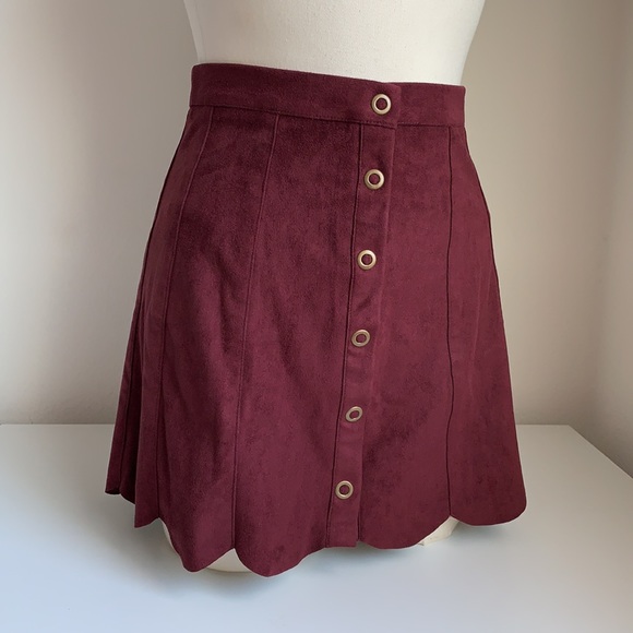 Kendall & Kylie Dresses & Skirts - Kendall/Kylie Suede Skirt